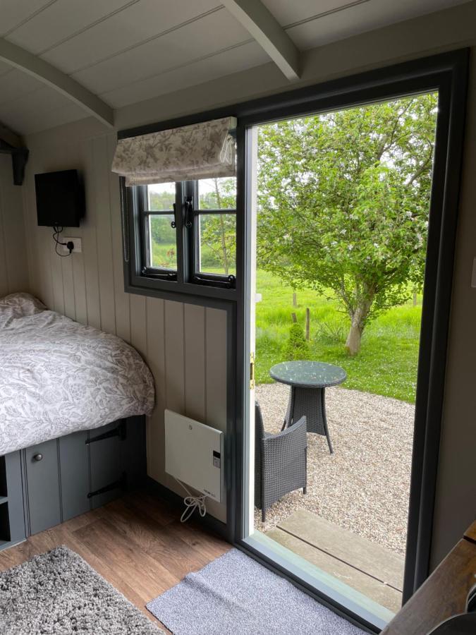 Greatwood Shepherds Hut Battle Exterior foto